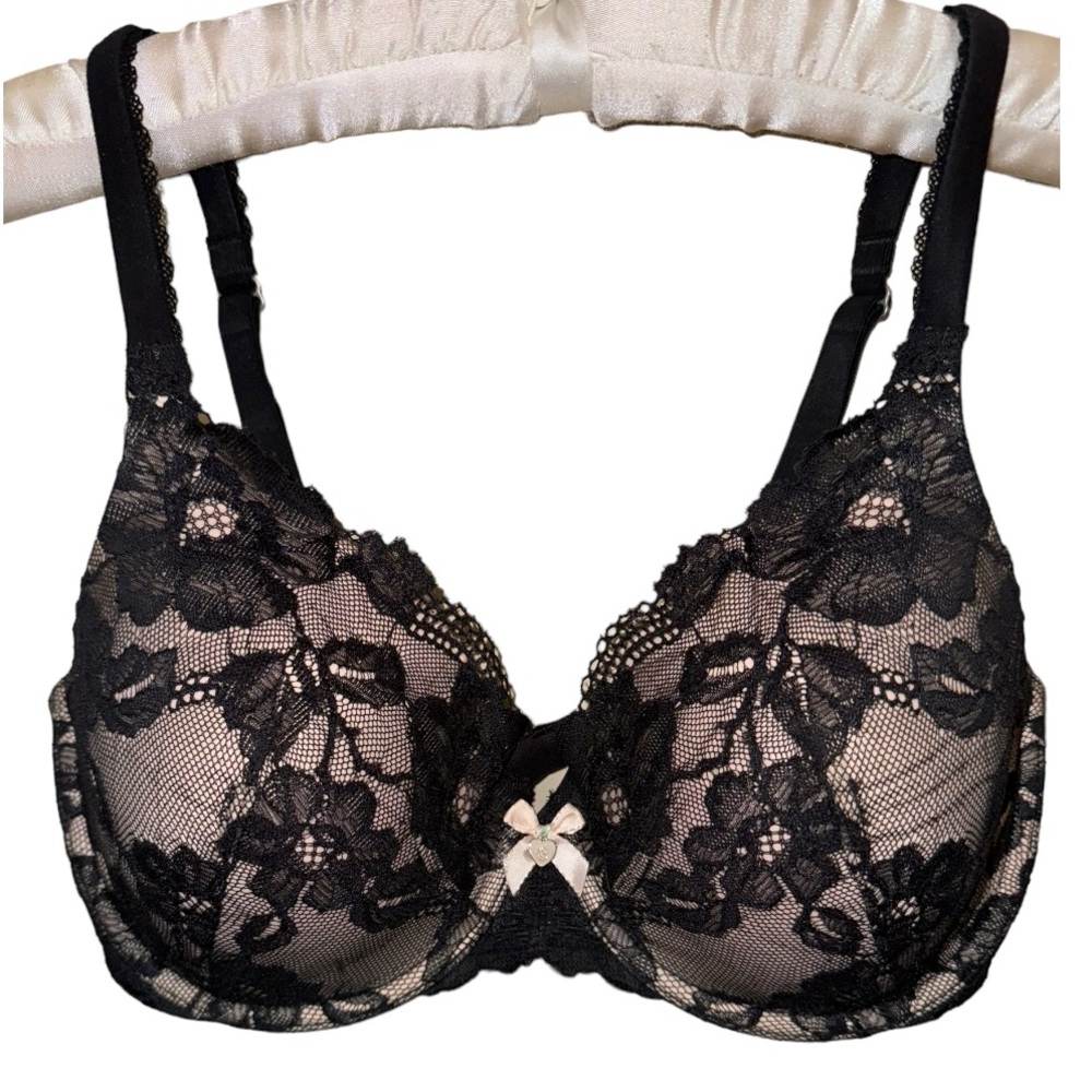Victoria’s Secret Body by Victoria Lined Perfect Coverage Size 34DD - Picture 6 of 9